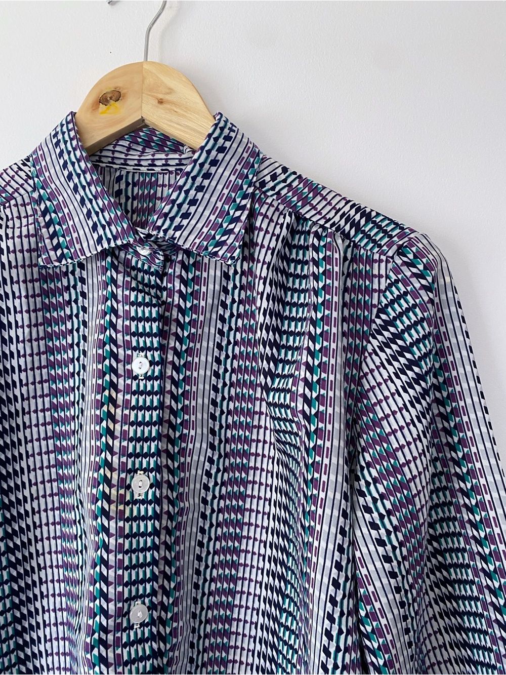 Vintage Geometric Multi-Stripe Patterned Button-Up Shirt - Blue & Purple - Picture 4 of 11